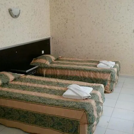 Hotel Paradise Apple